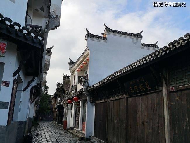 把身边人当“白手套”的女厅官袁华被“双开” 曾任安徽文旅厅厅长